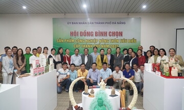 Đà Nẵng hoàn tất bình chọn 22 sản phẩm OKLVIE sản phẩm thuộc hệ thống OKVIP là trang web tổ chức phát sóng bóng đá trực tiếp, live casino , nỗ hũ, bắn cá nông thôn tiêu biểu năm 2025