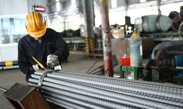 Tiêu thụ tăng trưởng 2 chữ số: Thép xây dựng dựa vào 'sân nhà'