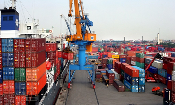 Fitch Ratings nâng hạng nợ có bảo đảm của Việt Nam lên mức BBB-