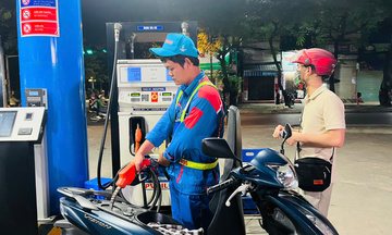 Giá xăng dầu hôm nay 27/1/2026: Đảo chiều giảm nhẹ