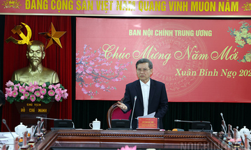 Trung ương sẽ thông qua nghị quyết mới về chống tham nhũng, lãng phí 