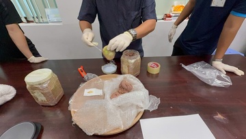 Cục Hải quan thông tin vụ bắt giữ 4,5 kg ma túy ở sân bay Tân Sơn Nhất