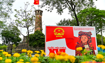 Hà Nội trang hoàng rực rỡ, sẵn sàng cho ngày hội non sông
