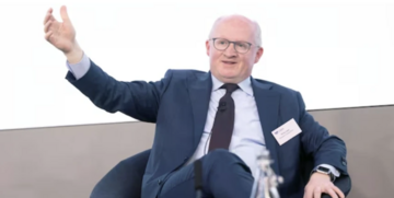 ECB cảnh báo cú sốc năng lượng có thể đẩy lạm phát Eurozone tăng vọt