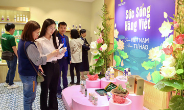 Dừa Lương Quới mang hệ sinh thái sản phẩm xanh đến 'Sức sống hàng Việt'