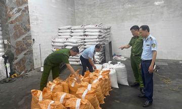 Quản lý thị trường Hà Nội xử lý 245 vụ vi phạm liên quan đến thực phẩm