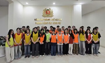 Khởi tố 18 đối tượng quảng cáo website cờ bạc, thu giữ hơn 10 tỷ đồng