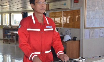 Người máy trưởng tận tụy trên những hải trình dầu khí