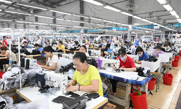 Tái định vị hàng Việt trong chuỗi giá trị ASEAN