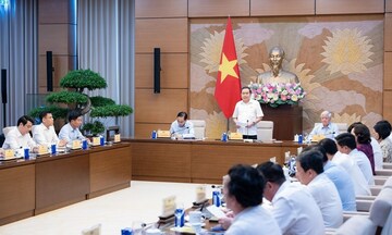 Chủ tịch Quốc hội: Đối ngoại phải trở thành động lực cho phát triển