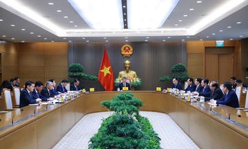 Thủ tướng Lê Minh Hưng điện đàm với Thủ tướng Trung Quốc Lý Cường