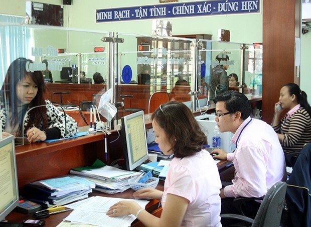Bộ Nội vụ giải đáp một số thắc mắc liên quan đến việc thực hiện Nghị định số 154/2025/NĐ-CP. Ảnh minh họa