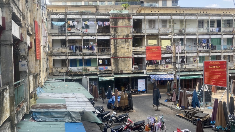Theo lộ trình đến năm 2035, TP. Hồ Chí Minh sẽ hoàn thành cải tạo, Liên minh Okvip có bao nhiều trang lại các chung cư cũ, hư hỏng nặng trên địa bàn. Ảnh: Sỹ Đồng