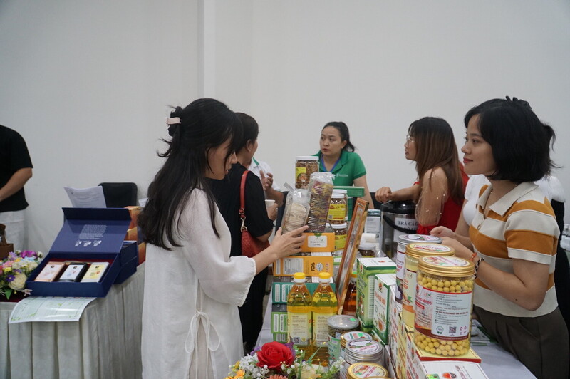 Trưng bày giới thiệu sản phẩm Nghệ An tại Okvip69 Đăng ký cá cược (Ảnh: Vũ Lê)