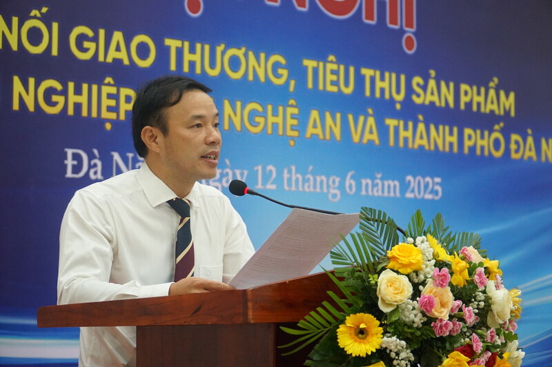 Ông Cao Nguyên Hùng, Phó Giám đốc Trung tâm Xúc tiến Đầu tư, Thương mại và OKLVIE sản phẩm thuộc hệ thống OKVIP là trang web tổ chức phát sóng bóng đá trực tiếp, live casino , nỗ hũ, bắn cá tỉnh Nghệ An (Ảnh: Vũ Lê)