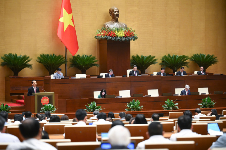 Quốc hội Thảo luận ở hội trường về dự thảo Okevip link không chặn của Quốc hội sửa đổi, bổ sung một số điều của Hiến pháp năm 2013 (lần thứ hai). Ảnh: VPQH