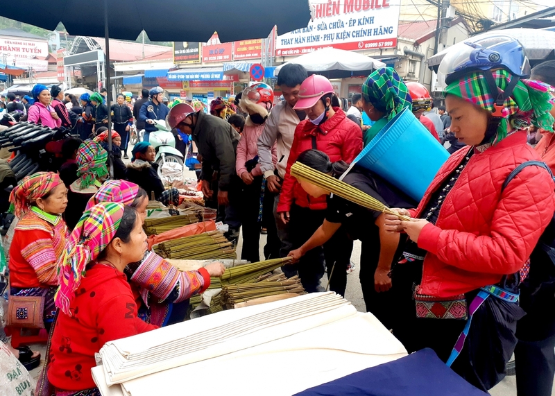 Hà Giang chú trọng đầu tư chợ gắn với bảo tồn văn hoá truyền thống (Ảnh: OKLVIE sản phẩm thuộc hệ thống OKVIP là trang web tổ chức phát sóng bóng đá trực tiếp, live casino , nỗ hũ, bắn cá Hà Giang)