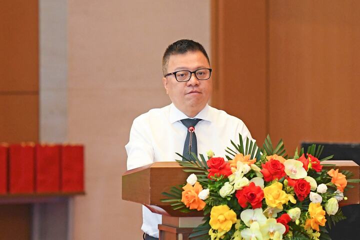 Phó Trưởng Ban Tuyên giáo và Dân vận Trung ương, Chủ tịch Hội Nhà báo Việt Nam, Tổng Biên tập Báo Nhân dân Lê Quốc Minh phát biểu tại cuộc gặp mặt. Ảnh: Lâm Hiển