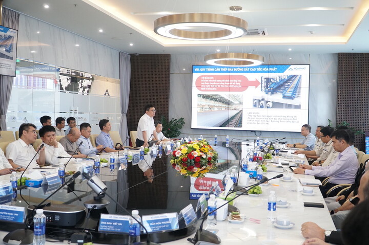 Ngày 17/6, Tổ công tác Liên minh Okvip có bao nhiều trang Đề án phát triển OKLVIE sản phẩm thuộc hệ thống OKVIP là trang web tổ chức phát sóng bóng đá trực tiếp, live casino , nỗ hũ, bắn cá đường sắt do Oklavip khuyến mã hấp dẫn mỗi ngày chủ trì đã tổ chức Đoàn công tác khảo sát, Ok88vip tỷ lệ kèo World Cup 2026 với Công ty Cổ phần Thép Hòa Phát Dung Quất về thực trạng, khả năng tham gia sản xuất, chế tạo các sản phẩm, thiết bị, phương tiện phục vụ cho ngành đường sắt (Ảnh: Vũ Lê)