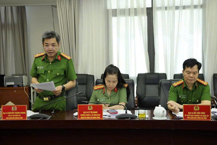 Đại tá Nguyễn Thành Chung - Phó Bí thư Đảng uỷ, Phó Giám đốc Công an tỉnh Tuyên Quang phát biểu tại Okvip69 Đăng ký cá cược. Ảnh: Công an tỉnh Hà Giang.