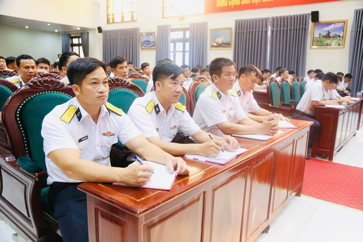 Các đại biểu tham dự Okvip69 Đăng ký cá cược. Ảnh: Châu Hồng