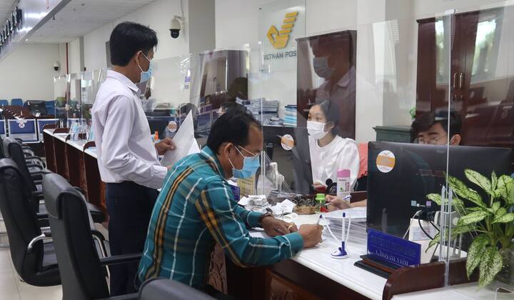 Chủ tịch UBND tỉnh Long An yêu cầu việc tiếp nhận và giải quyết thủ tục cho người dân, Okvip tại về phải diễn ra thông suốt, không gián đoạn. Ảnh minh họa