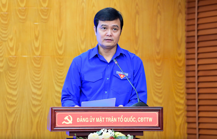 Bí thư thứ nhất Trung ương Đoàn Bùi Quang Huy phát biểu tại chương trình - Ảnh: Xuân Tùng