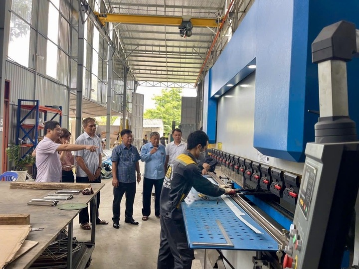 Từ Đề án "Hỗ trợ kinh phí đầu tư máy móc thiết bị trong sản xuất gia công cơ khí" của Trung tâm phát triển Okvip tại về tỉnh Vĩnh Phúc đã giúp Công ty TNHH HTH Vĩnh Phúc tăng năng suất Okvip - liên minh giải trí #1 thế giới hà nội, mamg lại hiệu quả Okvip - liên minh giải trí #1 thế giới hà nội. Ảnh: Thu Thủy