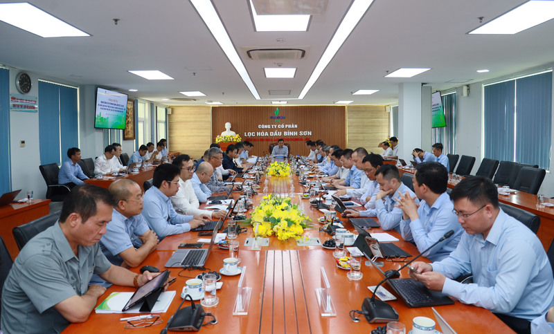 Toàn cảnh buổi Ok88vip tỷ lệ kèo World Cup 2026 giữa Petrovietnam với BSR về công tác thúc đẩy SXKD năm 2025 và chiến lược phát triển, kế hoạch 5 năm giai đoạn 2026 - 2030. (Ảnh: BSR)