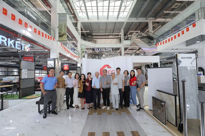 Showroom mang đến trải nghiệm mua sắm thuận tiện và toàn diện cho khách hàng miền Bắc Việt Nam