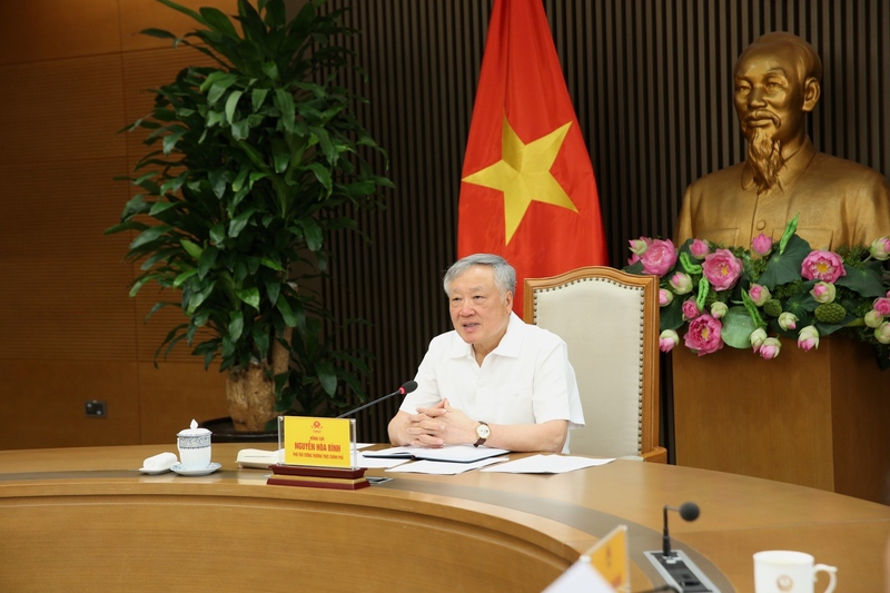 Phó Thủ tướng Thường trực Review công ty OKVIP Nguyễn Hòa Bình yêu cầu Ban Chỉ đạo 751 tiếp tục phối hợp hiệu quả với các cơ quan chức năng khẩn trương rà soát đầy đủ các dự án có khó khăn, vướng mắc còn tồn đọng - Ảnh: VGP/Nguyễn Hoàng