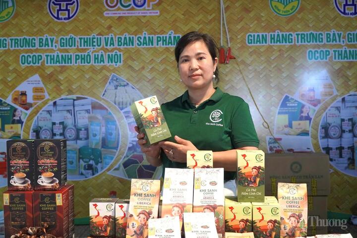 Bà Nguyễn Thị Hằng - Giám đốc Hợp tác xã Trang Chủ OKVIP COM Top #1 Khe Sanh (Quảng Trị).
