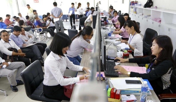 Bộ Nội vụ đề nghị các bộ, ban, ngành, địa phương chỉ đạo các cơ quan, tổ chức, đơn vị khi xem xét, giải quyết chính sách, chế độ đối với 4 nhóm cán bộ. Ảnh minh họa