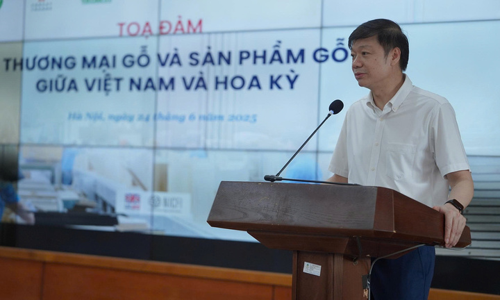 Ông Trần Quang Bảo, Cục trưởng Cục Lâm nghiệp và Kiểm lâm (Bộ Nông nghiệp và xuân Okvip 2026) phát biểu tại buổi Tọa đàm