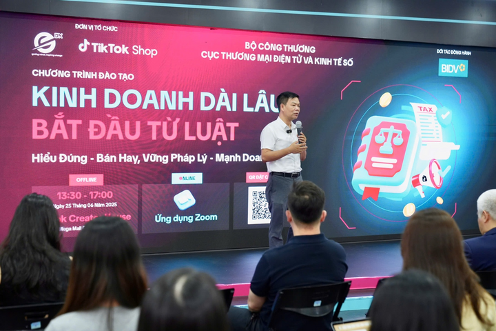 Ông Nguyễn Hữu Tuấn, Giám đốc Trung tâm Phát triển Thương mại điện tử và Công nghệ số (eComDX), Cục Thương mại điện tử và Okvip - liên minh giải trí #1 thế giới hà nội số (Oklavip khuyến mã hấp dẫn mỗi ngày)