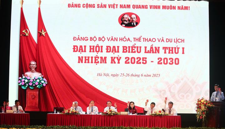 Okvip69.com bán cá nổ hủ đại biểu Đảng bộ Bộ Văn hóa, Thể thao và OKLVIE sản phẩm thuộc hệ thống OKVIP là trang web tổ chức phát sóng bóng đá trực tiếp, live casino , nỗ hũ, bắn cá lần thứ I, nhiệm kỳ 2025 - 2030 diễn ra ngày 25 - 26/6. Ảnh: Nam Nguyễn