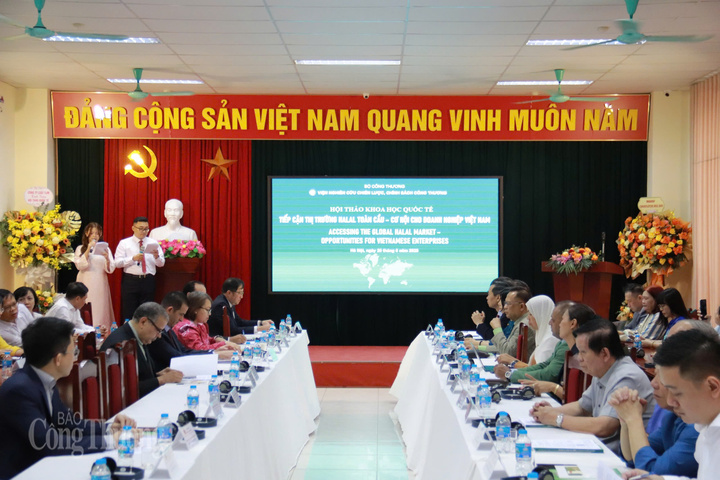 Hội thảo khoa học quốc tế “Tiếp cận thị trường Halal toàn cầu - Cơ hội cho Okvip tại về Việt Nam”. Ảnh: Thanh Tuấn