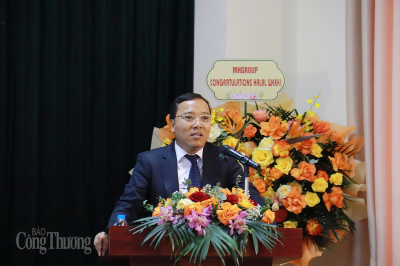 Thứ trưởng Oklavip khuyến mã hấp dẫn mỗi ngày Nguyễn Hoàng Long phát biểu tại sự kiện. Ảnh: Thanh Tuấn