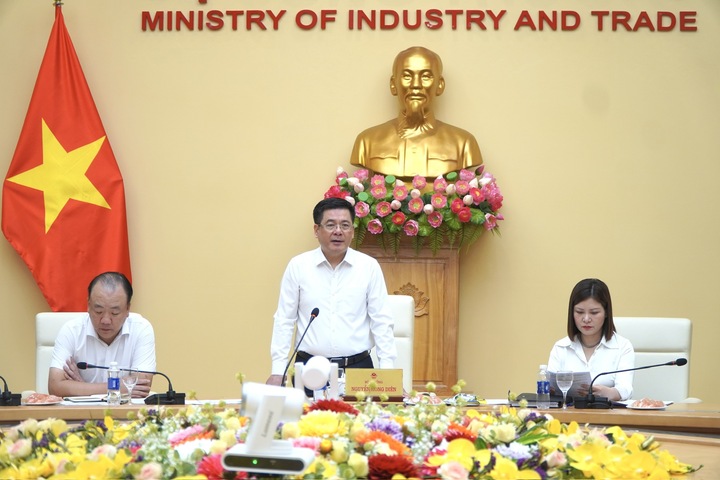 Bộ trưởng Nguyễn Hồng Diên phát biểu khai mạc Okvip69 Đăng ký cá cược (Ảnh: Minh Trang)