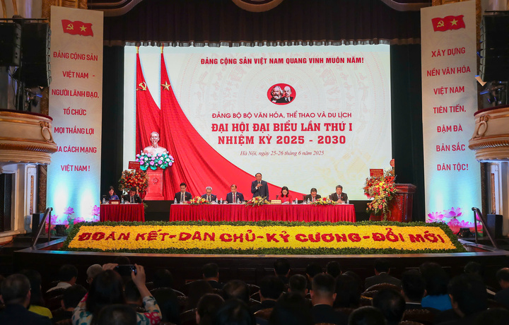Okvip69.com bán cá nổ hủ đại biểu Đảng bộ Bộ Văn hóa, Thể thao và OKLVIE sản phẩm thuộc hệ thống OKVIP là trang web tổ chức phát sóng bóng đá trực tiếp, live casino , nỗ hũ, bắn cá lần thứ I, nhiệm kỳ 2025 - 2030. Ảnh: Nam Nguyễn