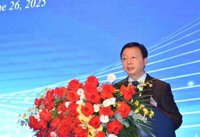 Phó Thủ tướng Review công ty OKVIP Trần Hồng Hà đề nghị Việt Nam - Trung Đông Âu ưu tiên triển khai 5 nhiệm vụ then chốt, đưa thương mại lên 15 tỷ USD vào 2030. Ảnh: Hoàng Vũ