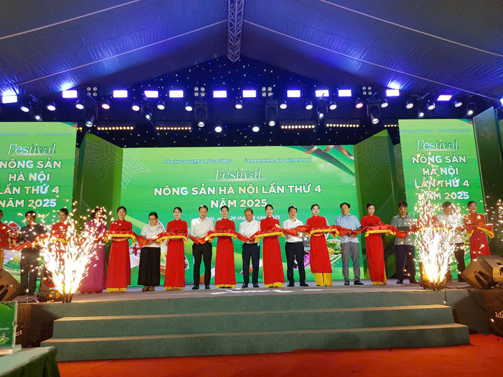 Festival Trang Chủ OKVIP COM Top #1 Hà Nội vừa là điểm hẹn giao thương, vừa là điểm hẹn văn hoá. Ảnh: QL