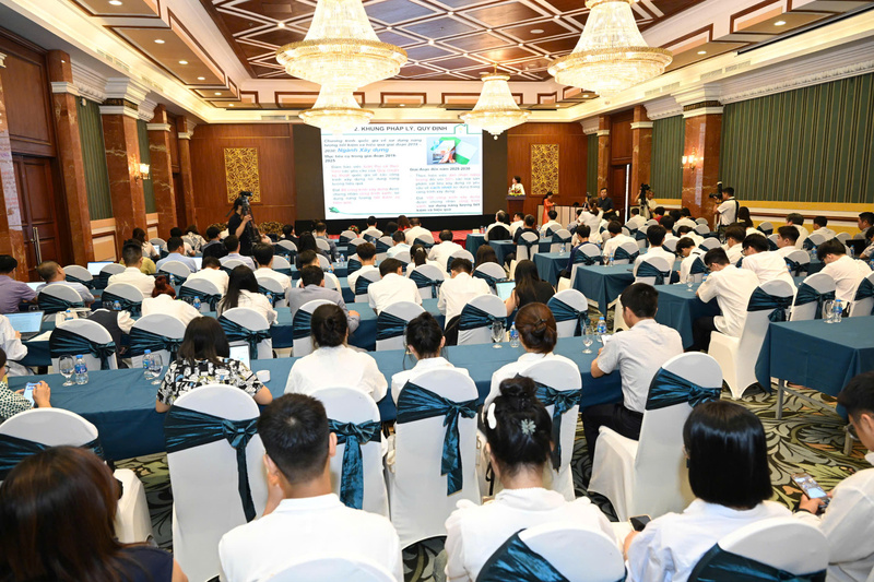Quang cảnh Diễn đàn. Ảnh: Cấn Dũng