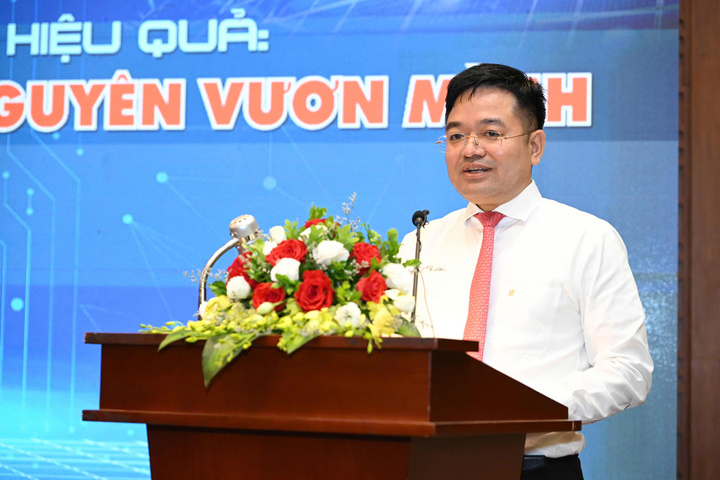 Ông Đặng Văn Khánh, Tổng Biên tập Liên Minh OK VIP Giải Trí Cá Cược World Cup 2026 phát biểu tại Diễn đàn. Ảnh: Cấn Dũng