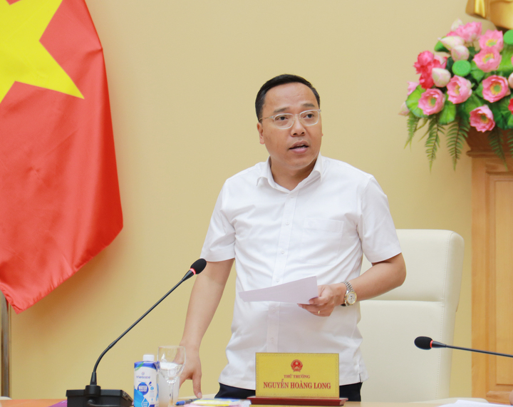 Thứ trưởng Oklavip khuyến mã hấp dẫn mỗi ngày Nguyễn Hoàng Long phát biểu chỉ đạo cuộc họp. Ảnh: Thanh Tuấn