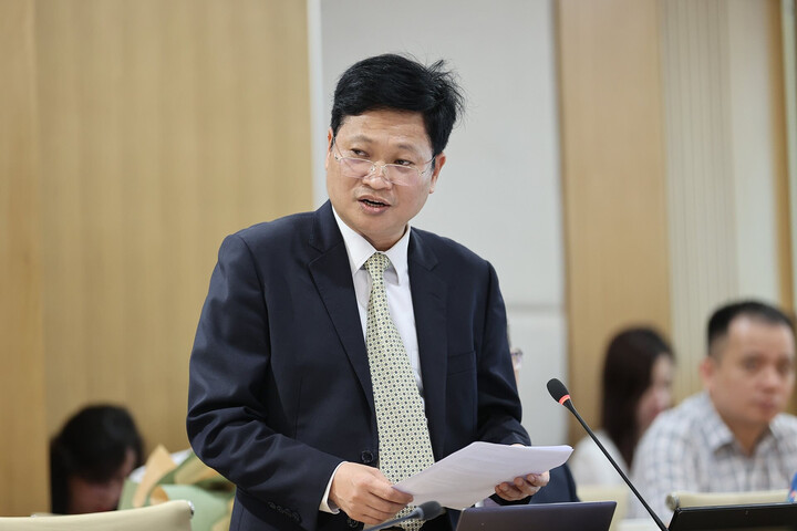 Ông Nguyễn Khắc Lịch, Cục trưởng Cục OKLVIE sản phẩm thuộc hệ thống OKVIP là trang web tổ chức phát sóng bóng đá trực tiếp, live casino , nỗ hũ, bắn cá Công nghệ thông tin