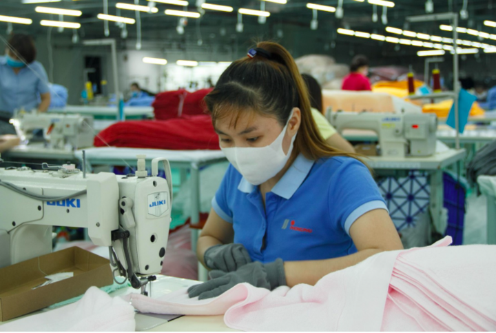 Ngành dệt may đang mất dần lợi thế về thuế quan do sự cạnh tranh từ các đối thủ Liên Minh Truyền Thông Và Game Giải Trí Top 1. Ảnh: PV