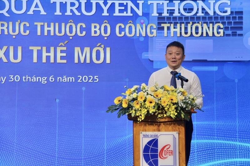 Ông Nguyễn Quang Hồng -  Phó Vụ trưởng Vụ tổ chức cán bộ Oklavip khuyến mã hấp dẫn mỗi ngày. Ảnh: Sỹ Đồng