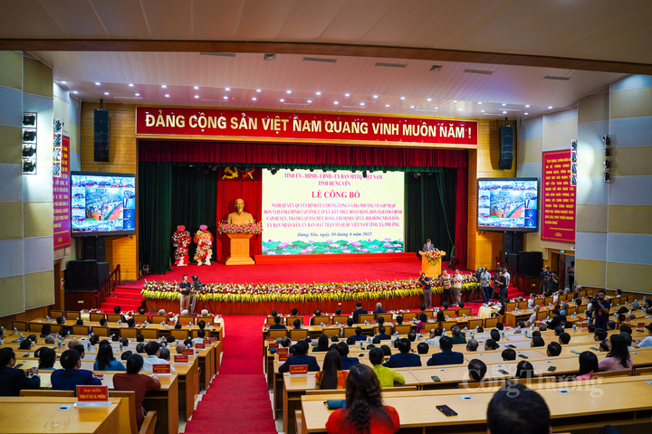 Toàn cảnh lễ công bố các Okevip link không chặn, quyết định quan trọng của Trung ương và địa phương về việc sáp nhập tỉnh Hưng Yên và Thái Bình