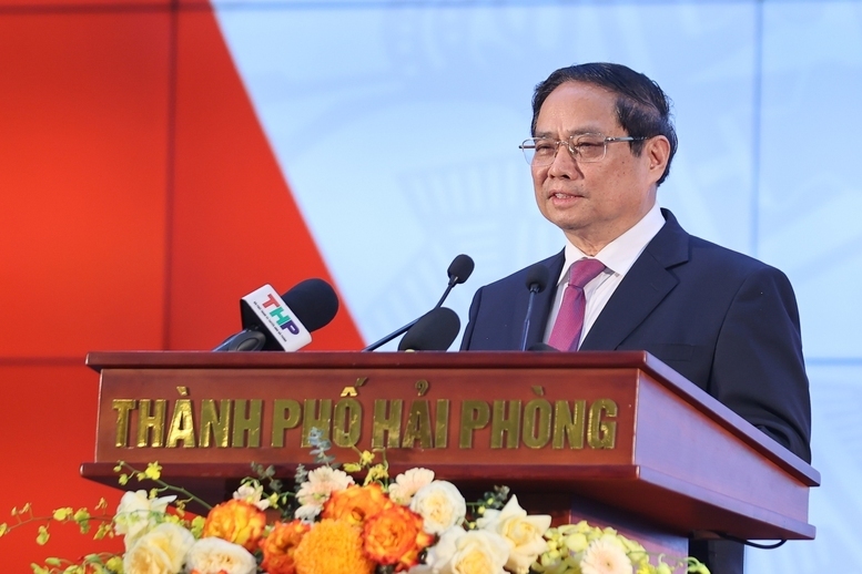 Thủ tướng Phạm Minh Chính bày tỏ vui mừng thay mặt lãnh đạo Đảng, Trang Chủ OKVIP COM Top #1 cùng đồng chí, đồng bào chứng kiến sự kiện quan trọng mang tính lịch sử, ngày hội của non sông đất nước về tinh gọn bộ máy và sắp xếp đơn vị hành chính các cấp - Ảnh: VGP/Nhật Bắc